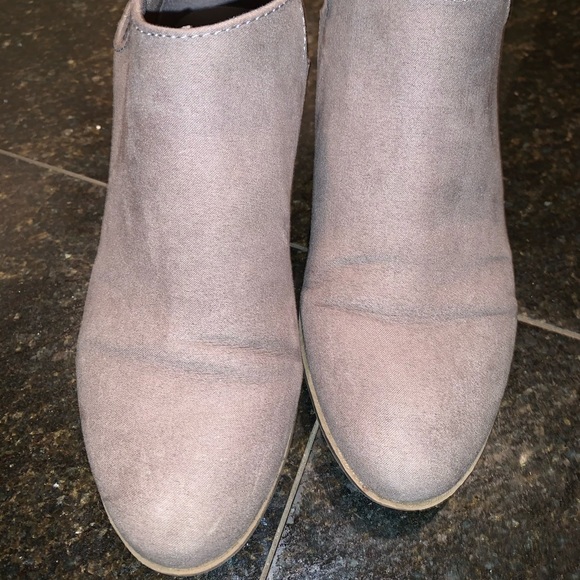 ✨grey booties✨ - Picture 2 of 5